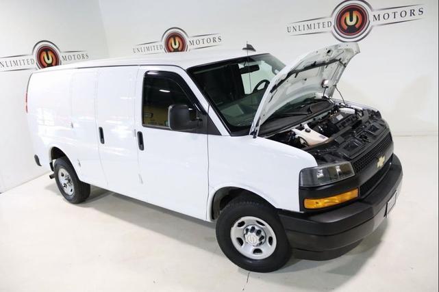 Photo of 2019 Summit White Chevrolet Express 2500