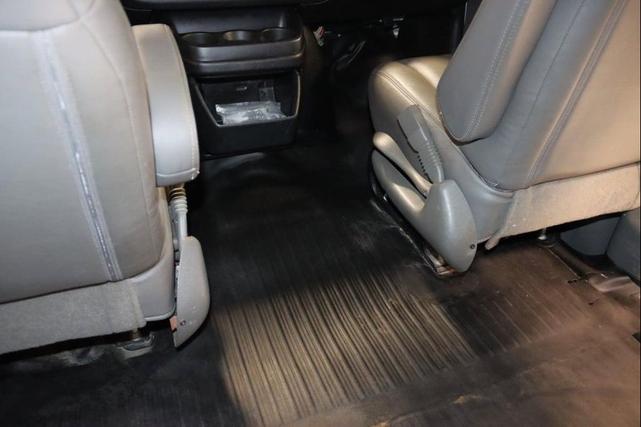 Photo of 2019 Summit White Chevrolet Express 2500