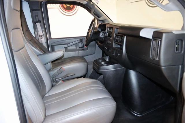 Photo of 2019 Summit White Chevrolet Express 2500