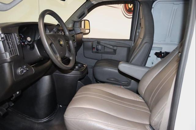Photo of 2019 Summit White Chevrolet Express 2500