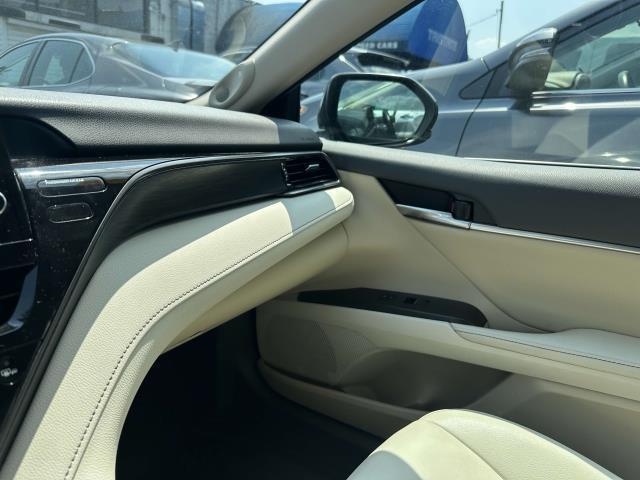 Photo of 2021 Predawn Gray Mica Toyota Camry