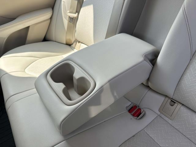 Photo of 2021 Predawn Gray Mica Toyota Camry