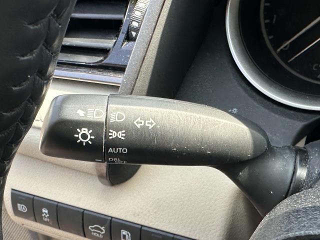 Photo of 2021 Predawn Gray Mica Toyota Camry