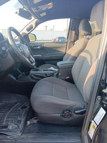 Photo of 2016 Black Toyota Tacoma