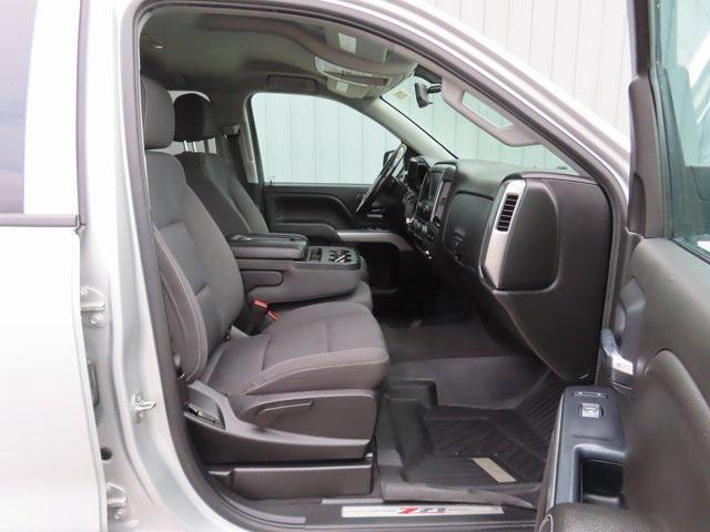 Photo of 2019 Silver Ice Metallic Chevrolet Silverado 1500