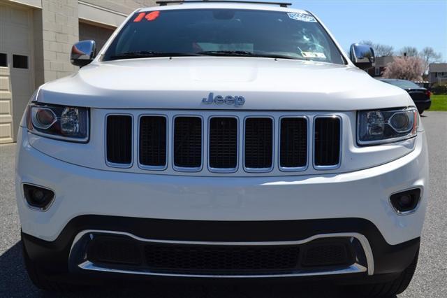 Photo of 2014 WHITE Jeep Grand Cherokee