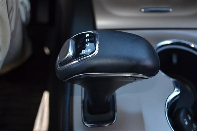 Photo of 2014 WHITE Jeep Grand Cherokee