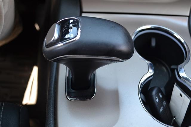 Photo of 2014 WHITE Jeep Grand Cherokee