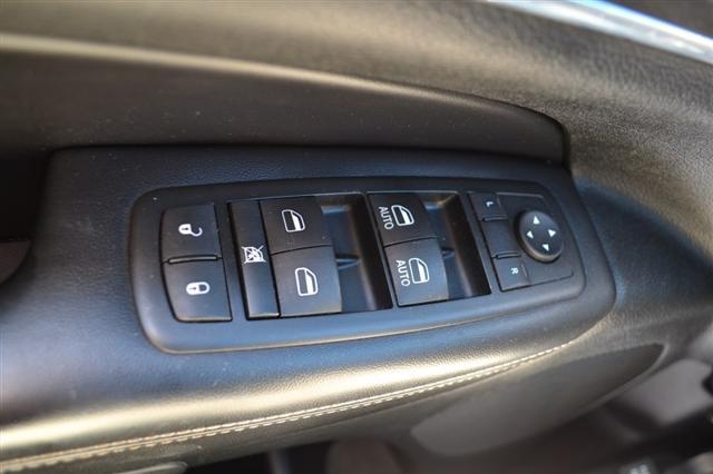 Photo of 2014 WHITE Jeep Grand Cherokee