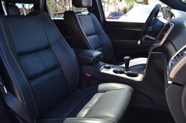 Photo of 2014 WHITE Jeep Grand Cherokee