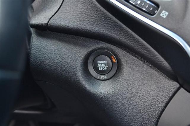 Photo of 2019 WHITE Jeep Cherokee