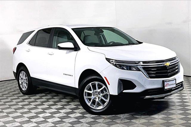 Photo of 2024 Summit White Chevrolet Equinox