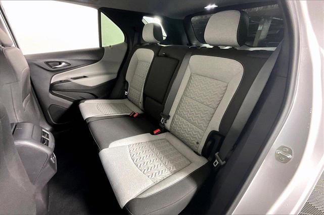 Photo of 2024 Summit White Chevrolet Equinox