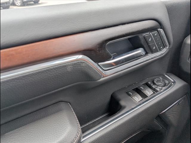 Photo of 2025 White Frost Tricoat GMC Sierra 2500