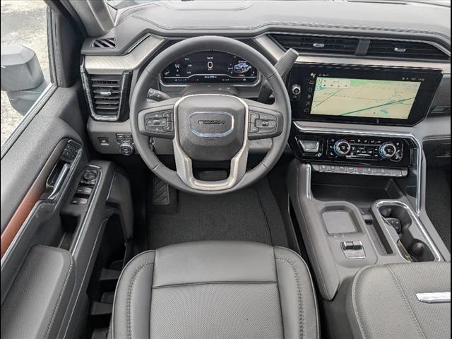 Photo of 2025 White Frost Tricoat GMC Sierra 2500