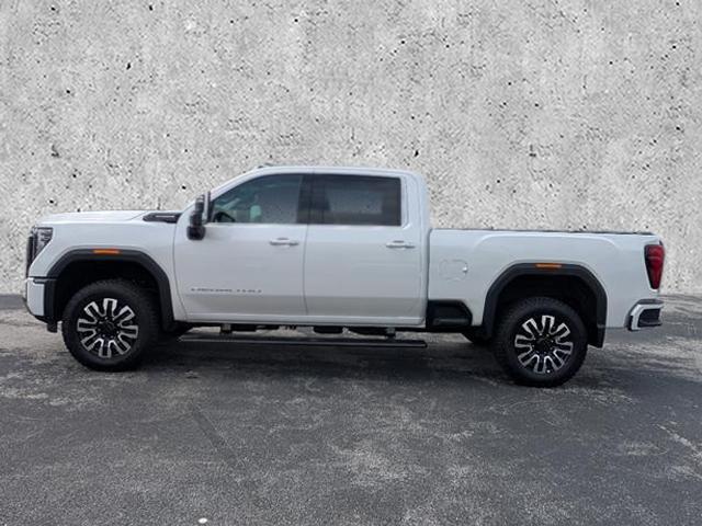 Photo of 2025 White Frost Tricoat GMC Sierra 2500