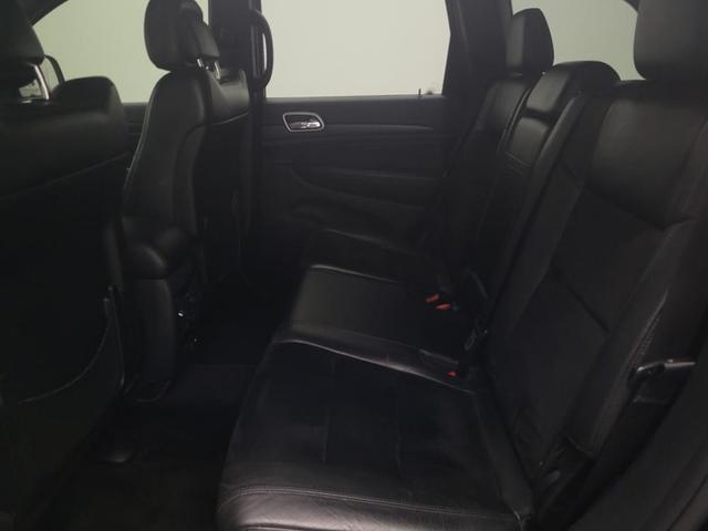 Photo of 2018 Diamond Black Crystal Pearlcoat Jeep Grand Cherokee