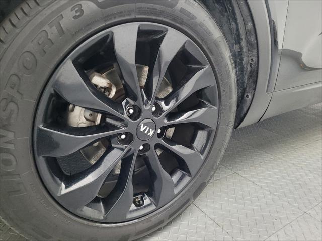 Photo of 2020 Ebony Black Kia Sorento