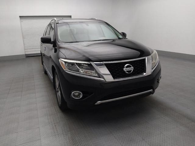 Photo of 2016 Magnetic Black Metallic Nissan Pathfinder