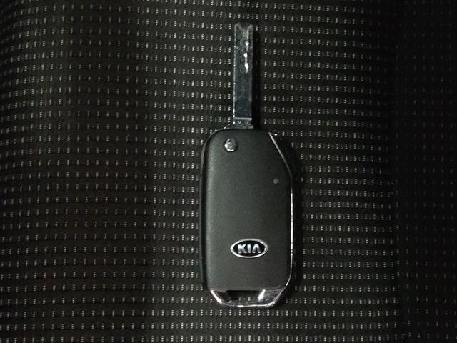 Photo of 2019 Clear White Kia Forte