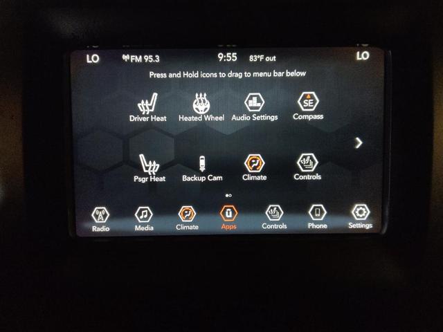 Photo of 2019 Diamond Black Crystal Pearlcoat Jeep Cherokee