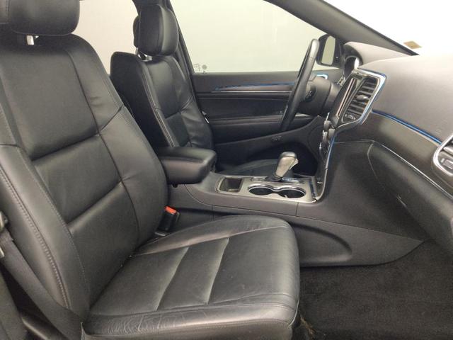 Photo of 2018 True Blue Pearlcoat Jeep Grand Cherokee