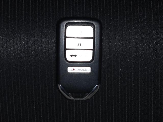 Photo of 2020 Platinum White Pearl Honda Accord