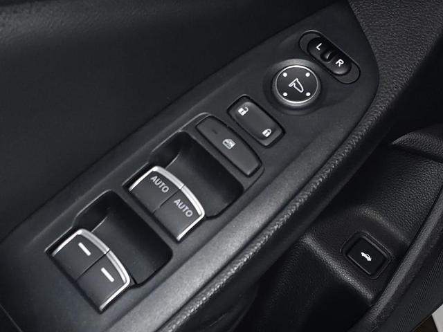 Photo of 2020 Platinum White Pearl Honda Accord