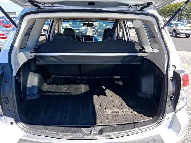 Photo of 2010 Silver Subaru Forester