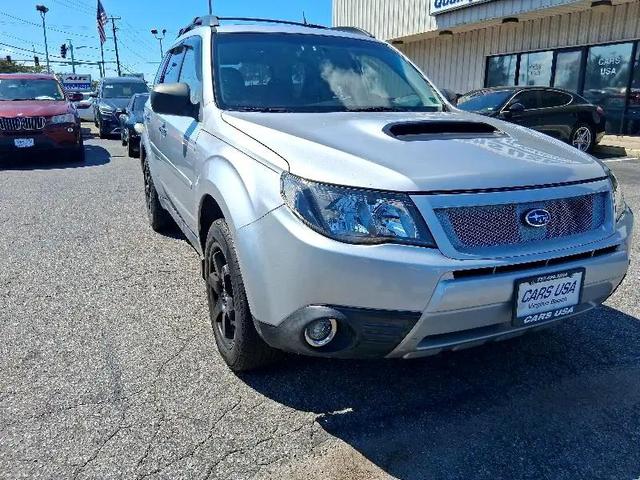 Photo of 2010 Silver Subaru Forester