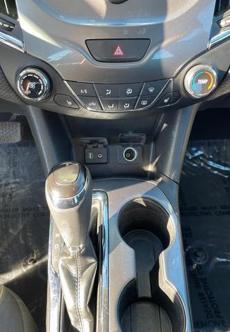 Photo of 2017 Black Chevrolet Cruze