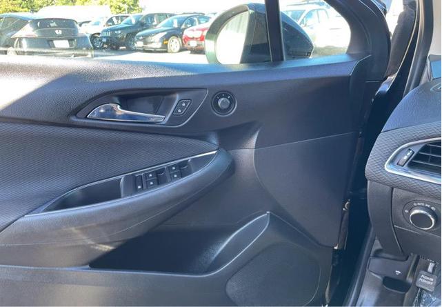 Photo of 2017 Black Chevrolet Cruze
