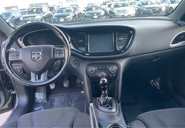 Photo of 2013 Gray Dodge Dart