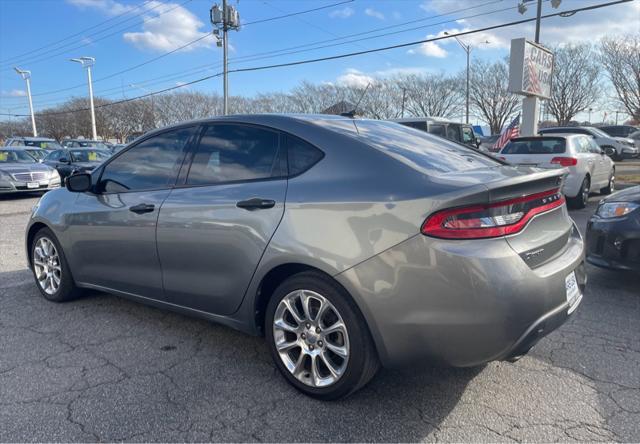 Photo of 2013 Gray Dodge Dart