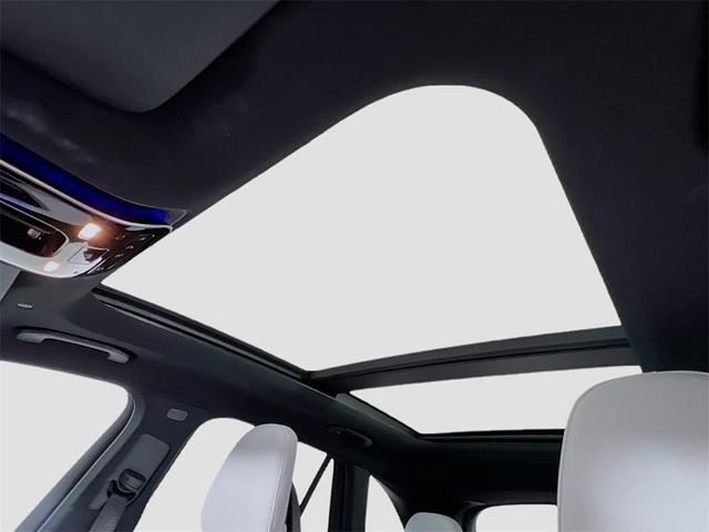 Photo of 2025 Cirrus Silver Metallic Mercedes-Benz GLC 350e