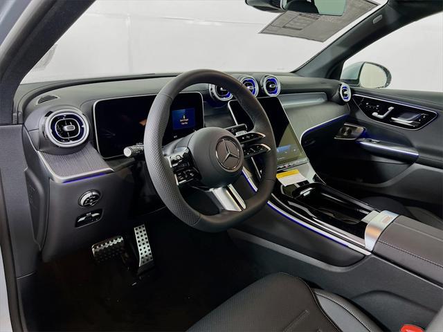 Photo of 2025 Silver Metallic Mercedes-Benz GLC 350e