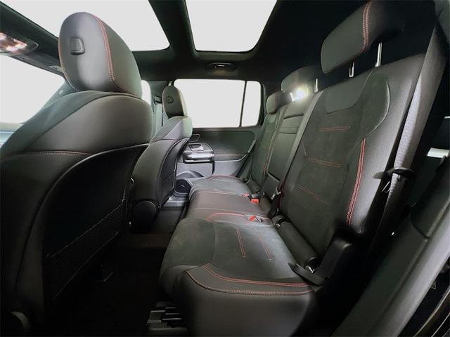 Photo of 2024 Black Mercedes-Benz GLB 250