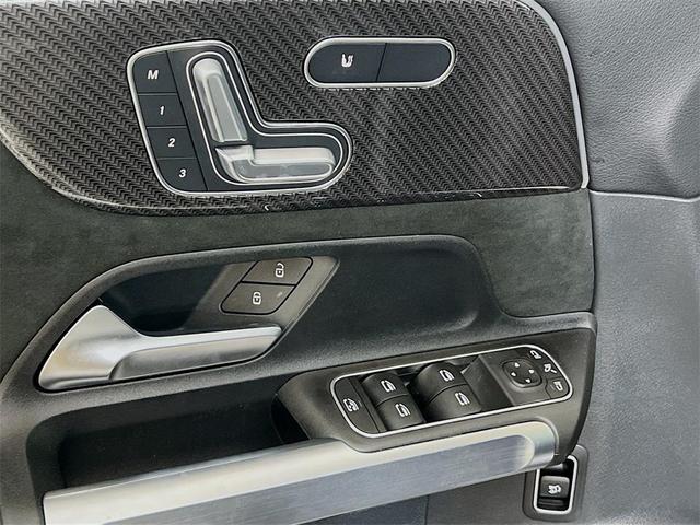 Photo of 2024 Black Mercedes-Benz GLB 250