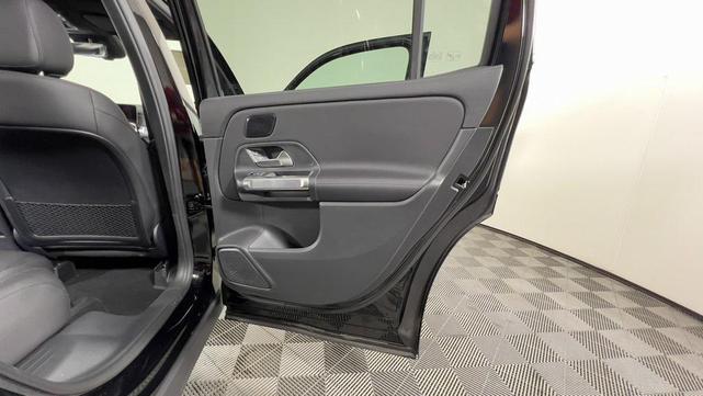 Photo of 2024 Black Mercedes-Benz GLB 250