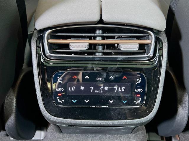 Photo of 2025 Graphite Mercedes-Benz EQS 450