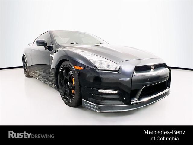 Photo of 2016 Jet Black Pearl Nissan GT-R