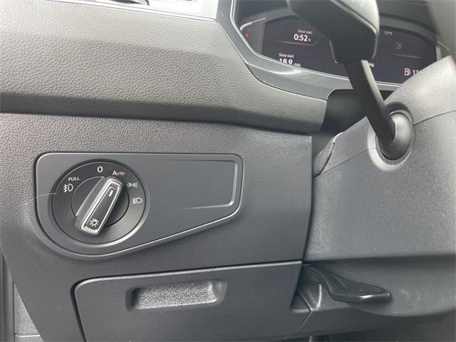 Photo of 2021 Platinum Gray Metallic Volkswagen Tiguan