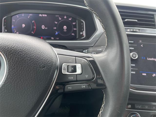 Photo of 2021 Platinum Gray Metallic Volkswagen Tiguan