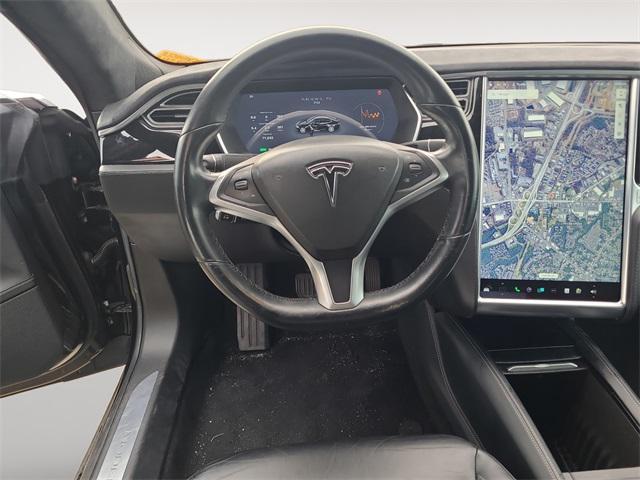 Photo of 2015 Black Tesla Model S
