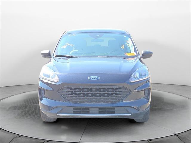 Photo of 2021 Blue Ford Escape