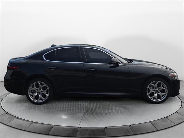 Photo of 2019 Vulcano Black Metallic Alfa Romeo Giulia