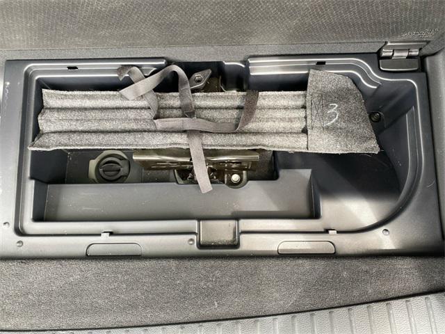 Photo of 2024 Dark Matter Gray Metallic Ford Expedition