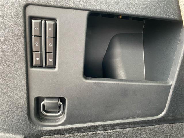 Photo of 2024 Dark Matter Gray Metallic Ford Expedition