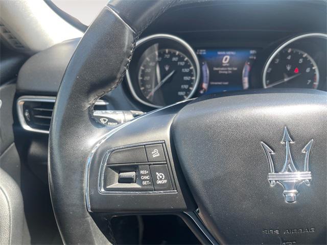 Photo of 2017 Bianco Alpi Pearlescent Maserati Levante