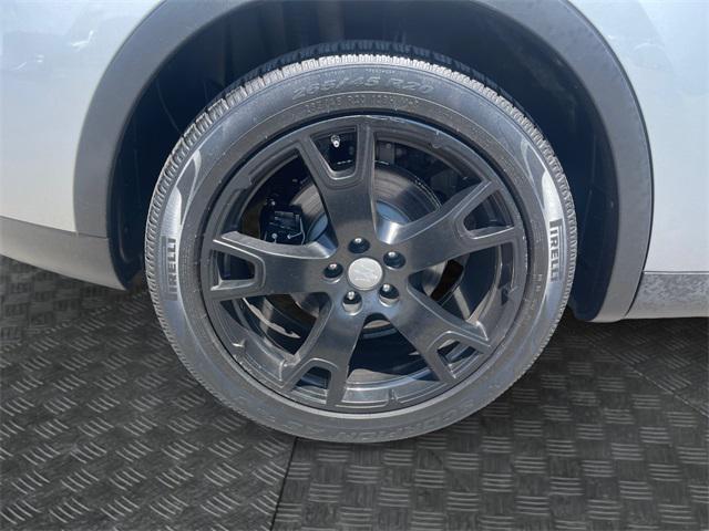 Photo of 2017 Bianco Alpi Pearlescent Maserati Levante